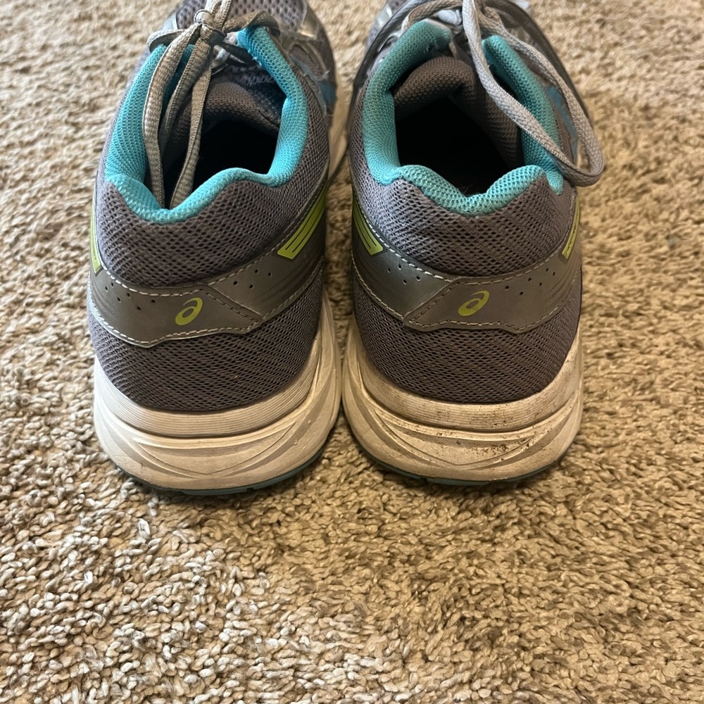 ASICS Running Shoes - Picture 4 of 5